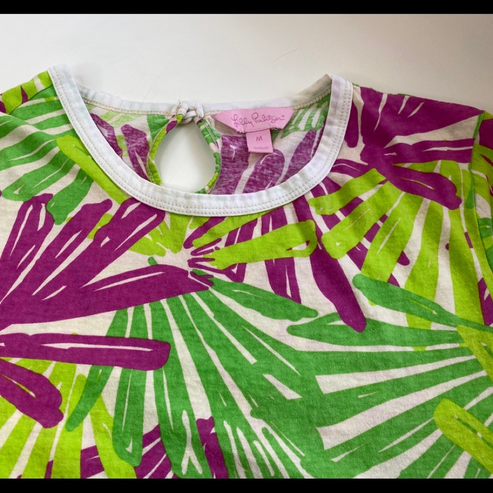 LILLY PULITZER FUN UNIQUE green & magenta t-shirt, size M EUC - Picture 3 of 8